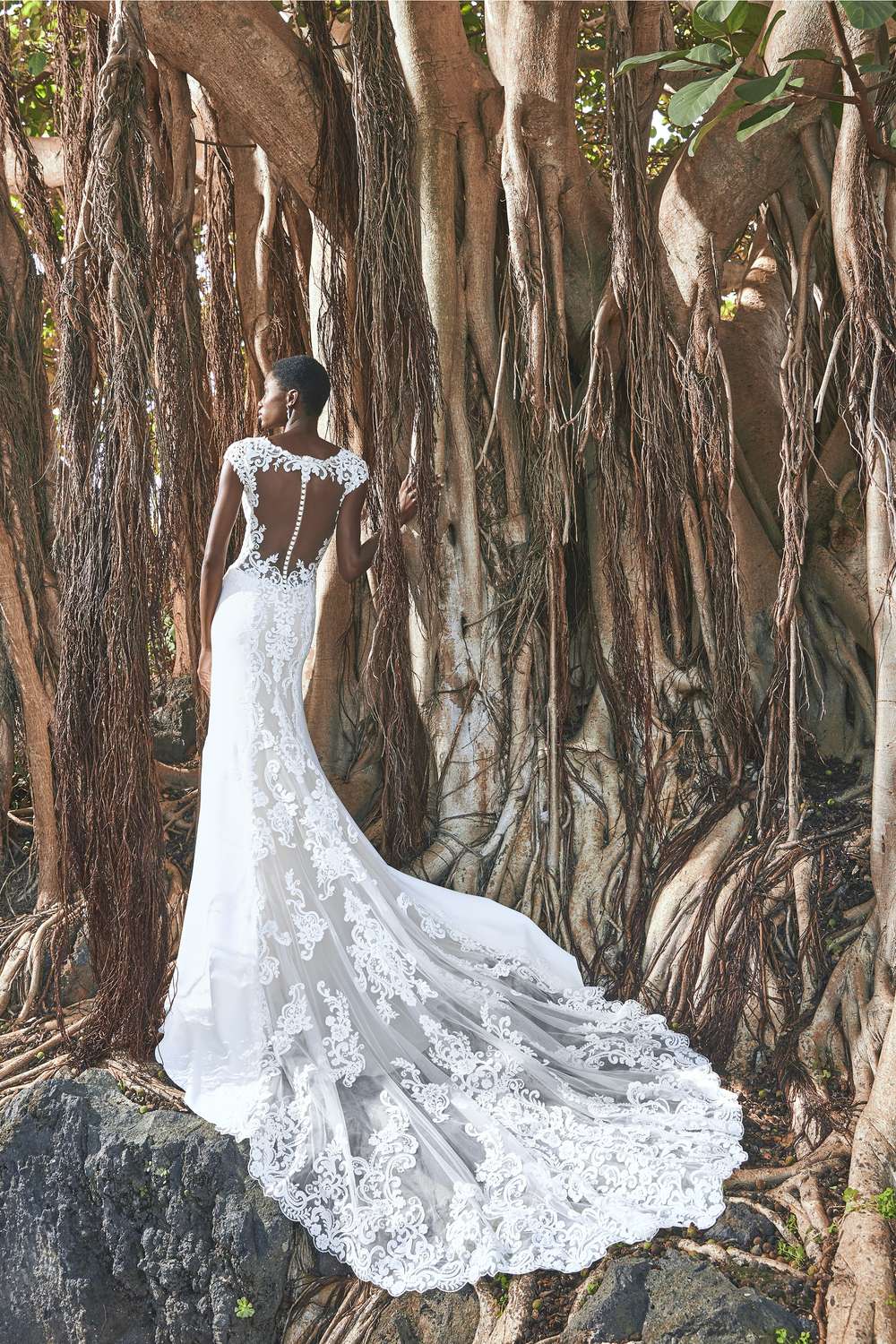 Pronovias - Abiti da sposa 2022 | Vestiti da sposa Pronovias