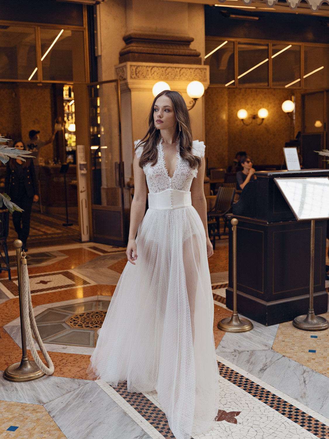 Pinella Passaro - Abiti da sposa 2022 | Passaro Sposa